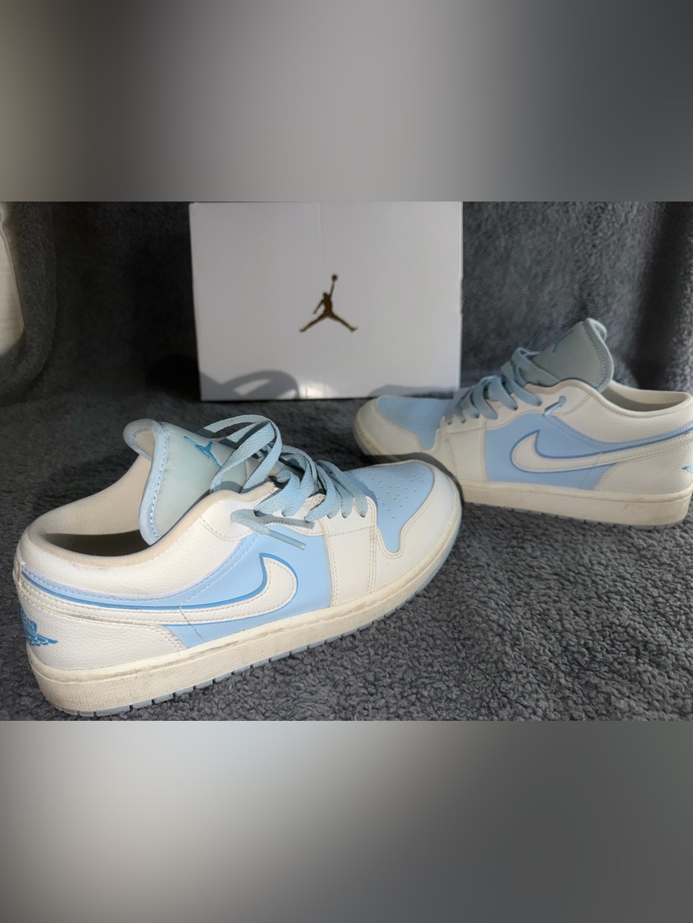 Air Jordan 1 Low SE “Reverse Ice Blue” – Women’s 10.5 - Picture 8 of 8